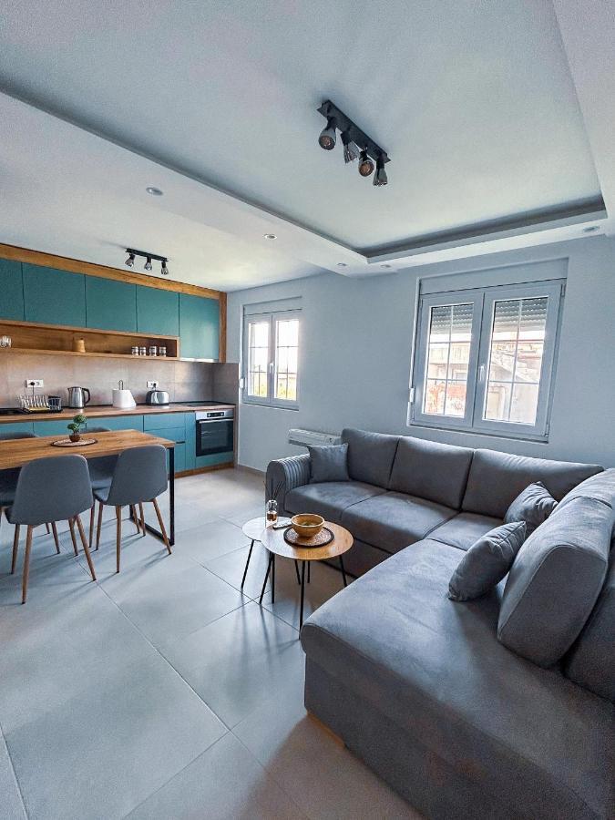 Sunset Apartment โกตอร์ ภายนอก รูปภาพ